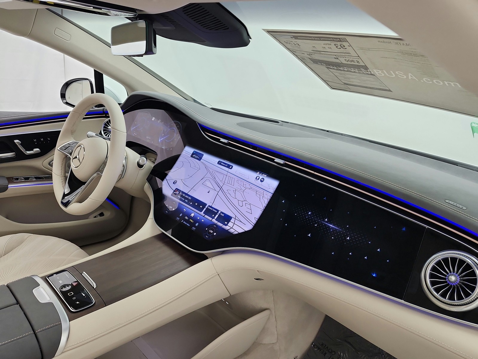 New 2026 MANUFAKTUR Moonlight White Metallic Mercedes-Benz EQS 580 image 14