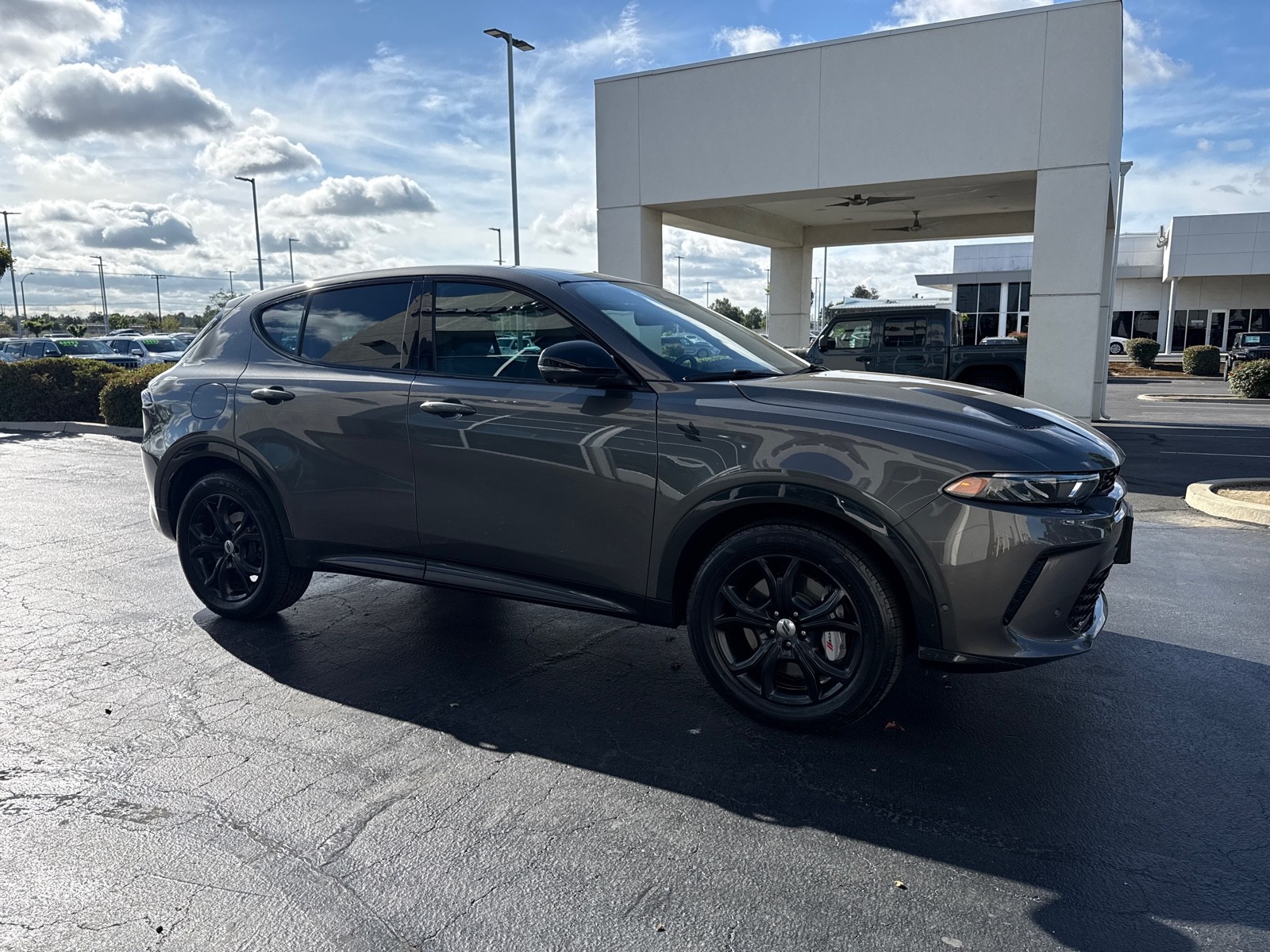 View vehicle photo 2