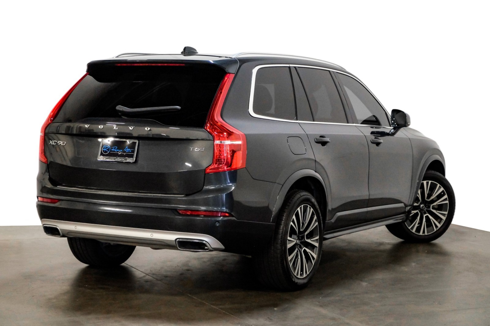 2021 Volvo XC90 T6 AWD Momentum 7P ClimatePkg AdvancedPkg ProtectionPkgPremier 2 7