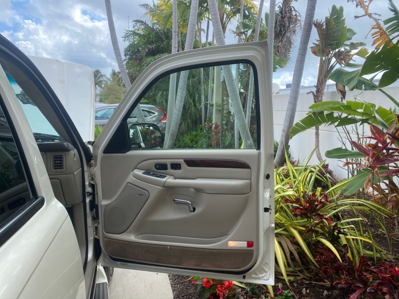 2002 Cadillac Escalade LOW  MILES 67,881 1 OWNER in , 
