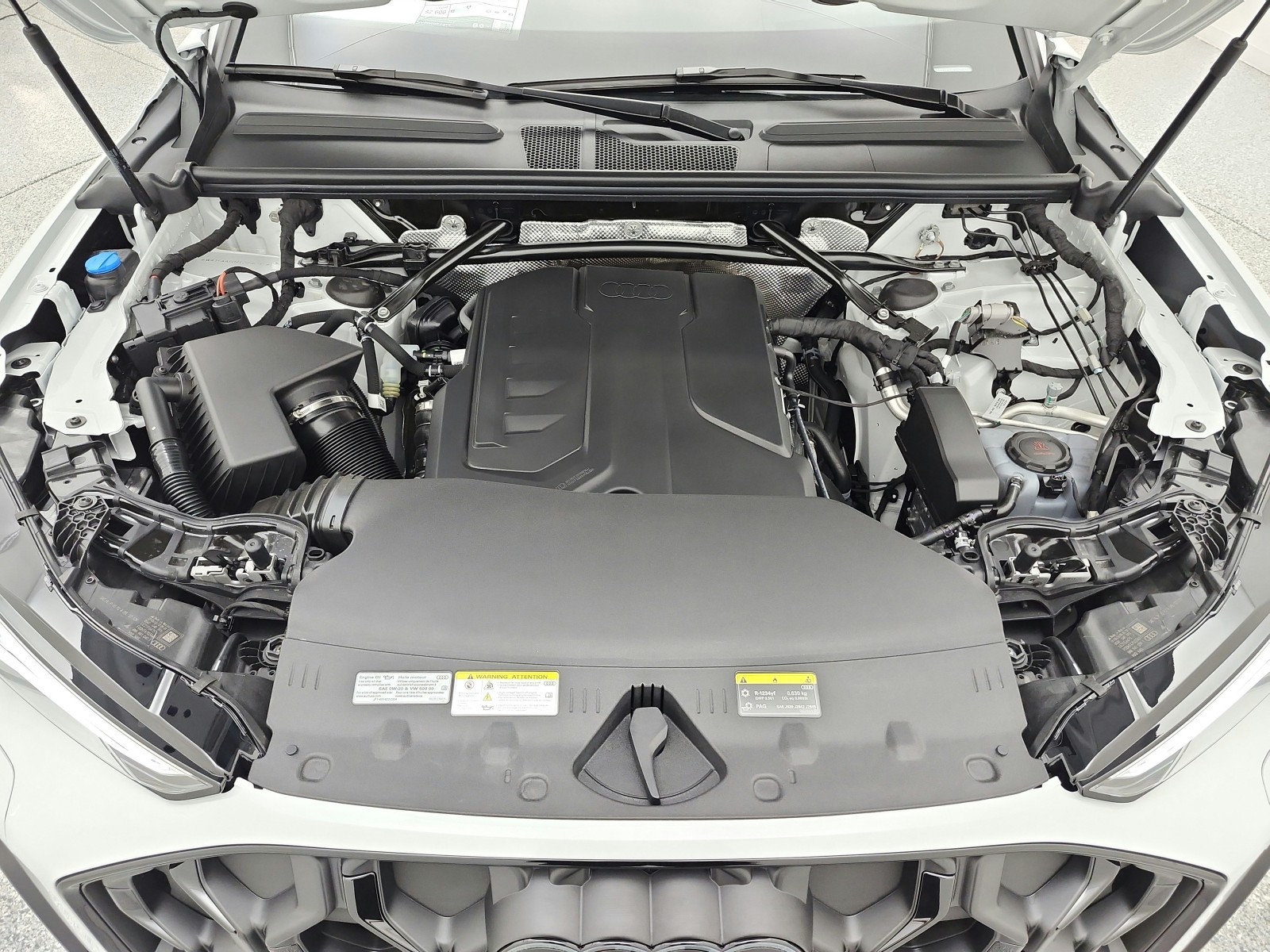 New 2026 Glacier White Metallic Audi Premium Plus 2.0 TFSI quattro image 12