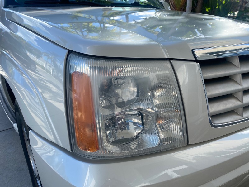 2003 Cadillac Escalade ESV SUV PEARL WHITE 4WD/AWD in , 