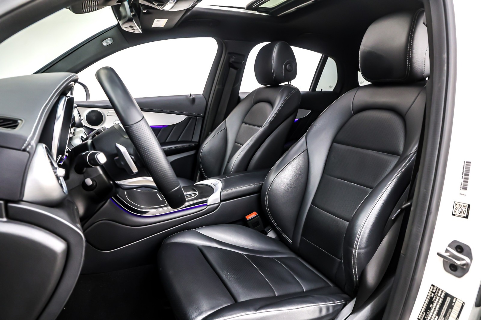 Used 2022 Polar White Mercedes-Benz GLC 300 4MATIC® Coupe image 18