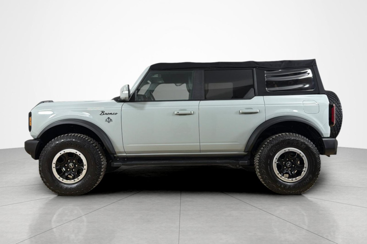 Used 2022 CACTUS GREY Ford Outer Banks image 2