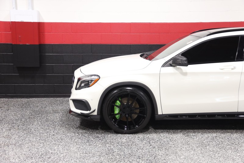 2015 Mercedes-Benz GLA 45 AMG 4MATIC w/Performance Pkgs 4dr Suv in , 