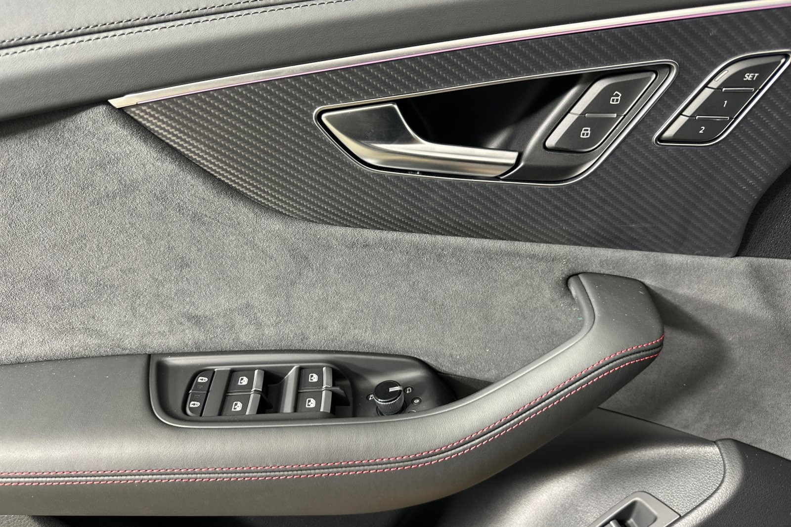 New 2026 Daytona Gray Pearl Effect Audi performance quattro image 10