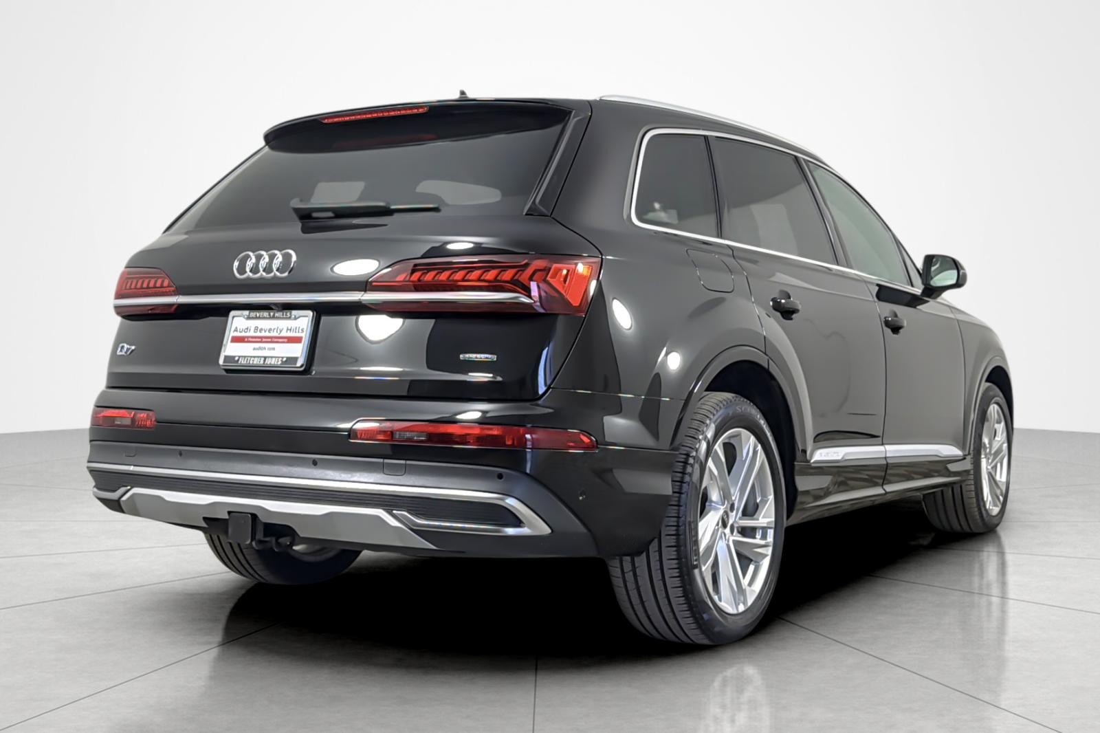 Used 2023 Mythos Black Metallic Audi Premium Plus 55 TFSI quattro image 5