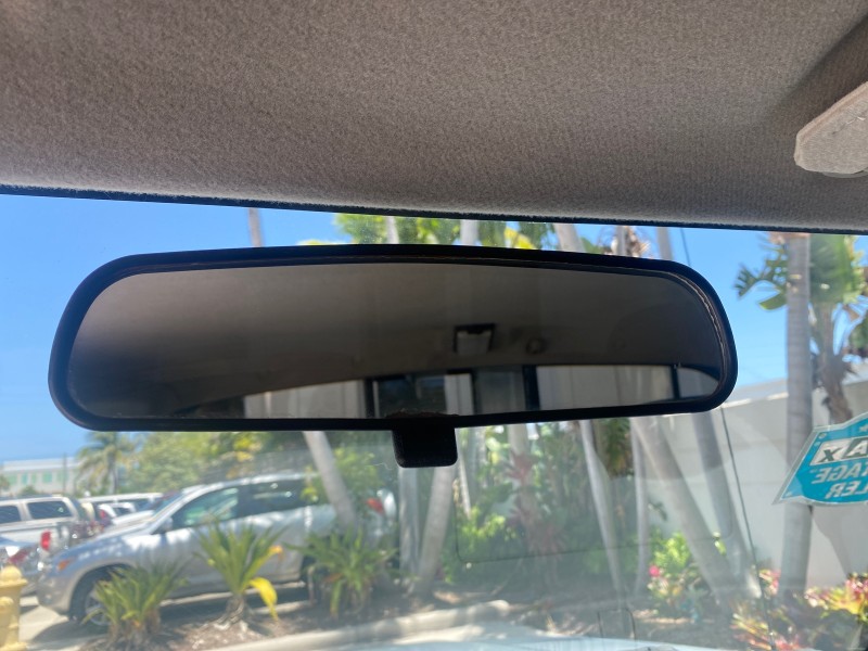 2002 Nissan Frontier 2WD XE XCAB 5 SPD AC 4 CYL in ,