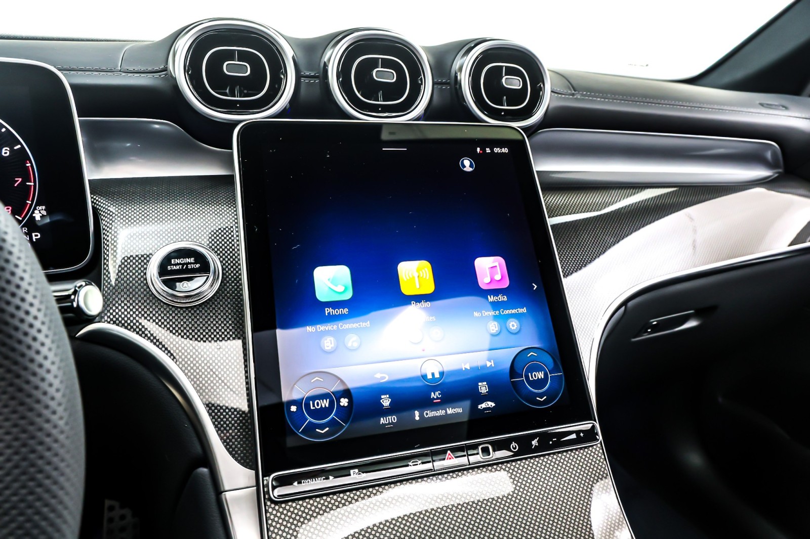 New 2026 Graphite Grey Metallic Mercedes-Benz GLC 300 image 6