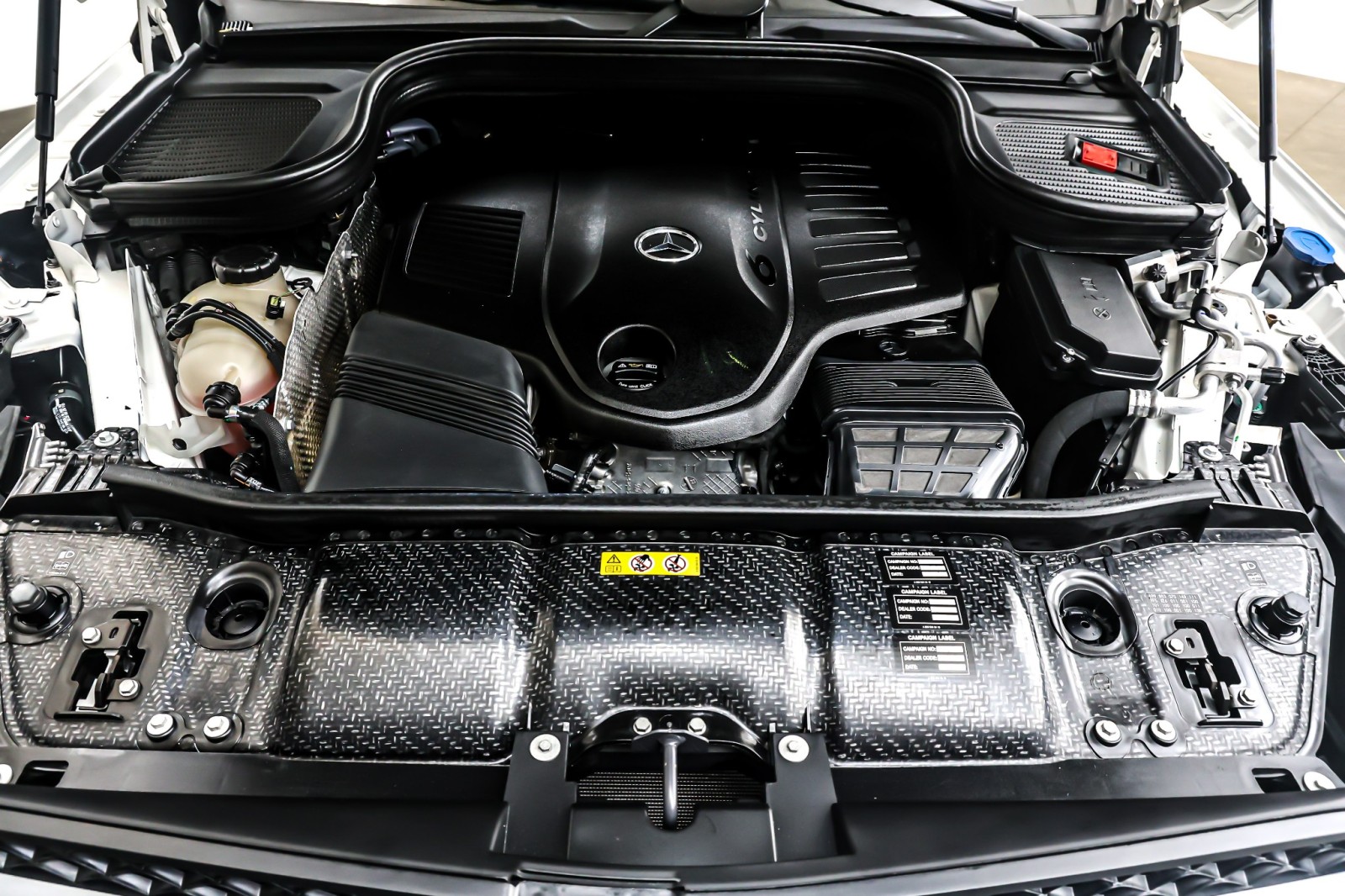 Used 2022 Polar White Mercedes-Benz GLS 450 4MATIC® SUV image 11