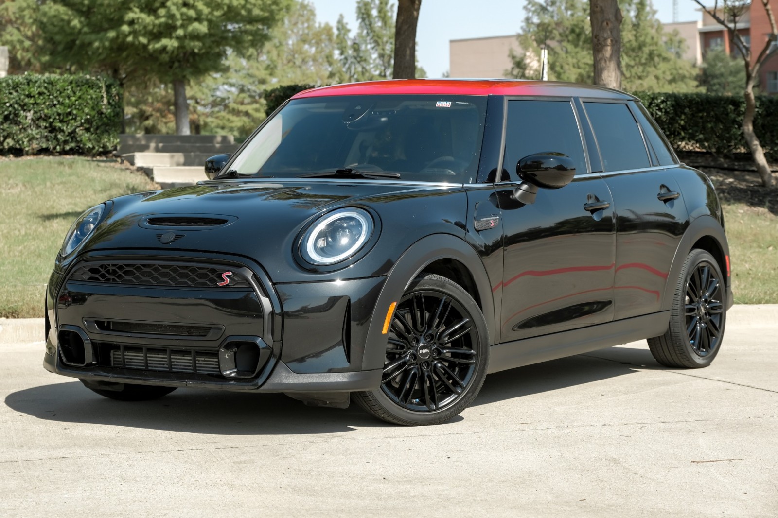 2024 MINI Hardtop 4 Door Cooper S SignatureTrim PanoRoof HtdSeats DynamicDigitalCluster 66