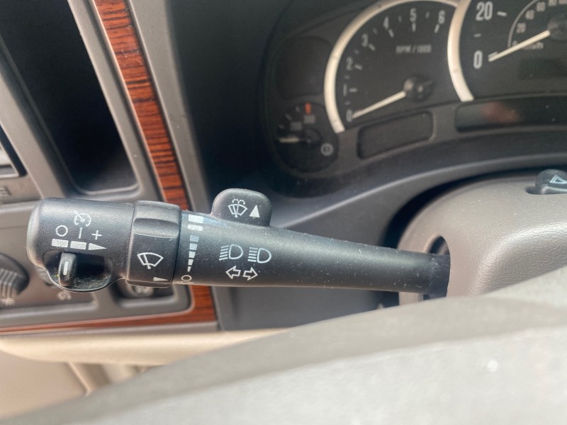 2003 Cadillac Escalade ESV SUV PEARL WHITE 4WD/AWD in , 