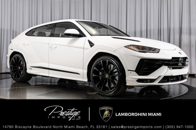 /2024 Lamborghini Urus