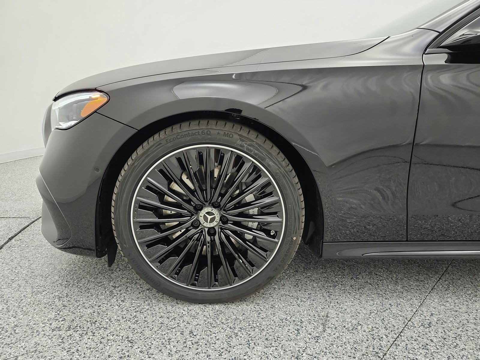 New 2027 Black Mercedes-Benz E 450 4MATIC® Sedan image 13