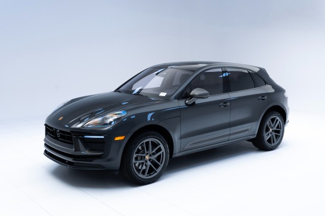 2025  Macan T in , 