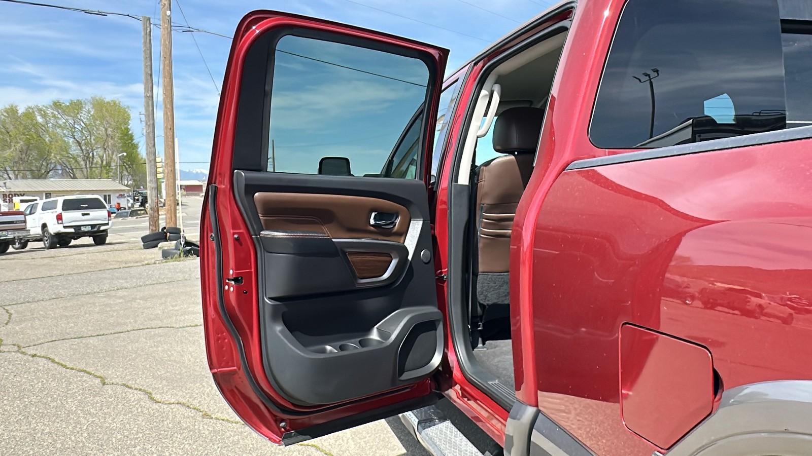 2017 Nissan Titan XD Platinum Reserve 12