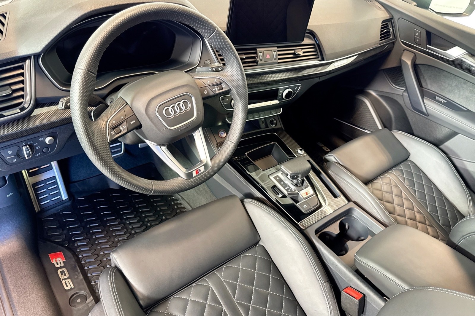Used 2025 Glacier White Metallic Audi Prestige image 9