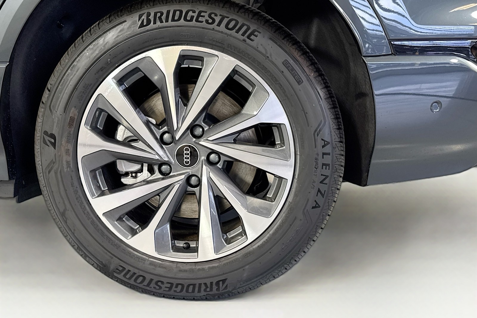 New 2025 Manhattan Gray Metallic Audi Premium quattro image 29