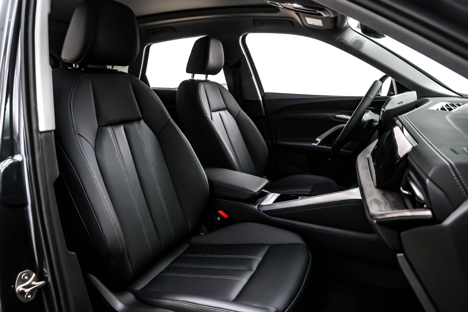 New 2025 Tambora Gray Metallic Audi Premium Plus 2.0 TFSI quattro image 7