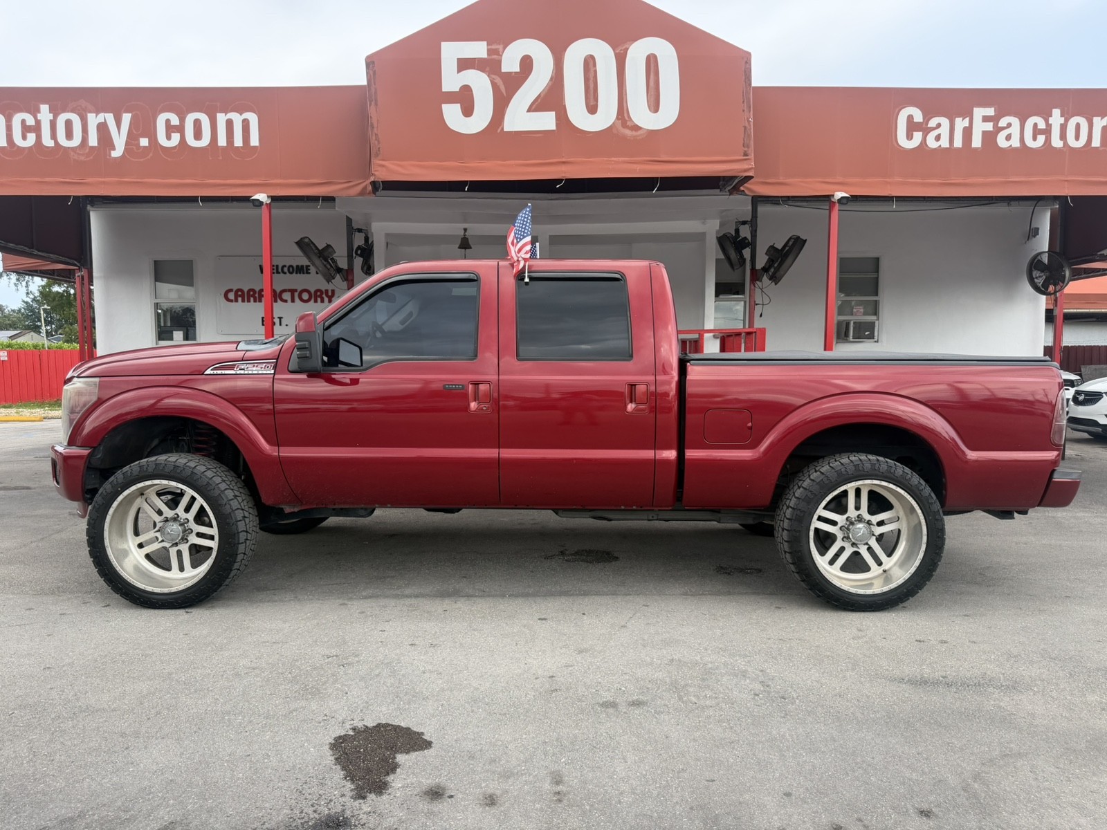 View vehicle photo 5