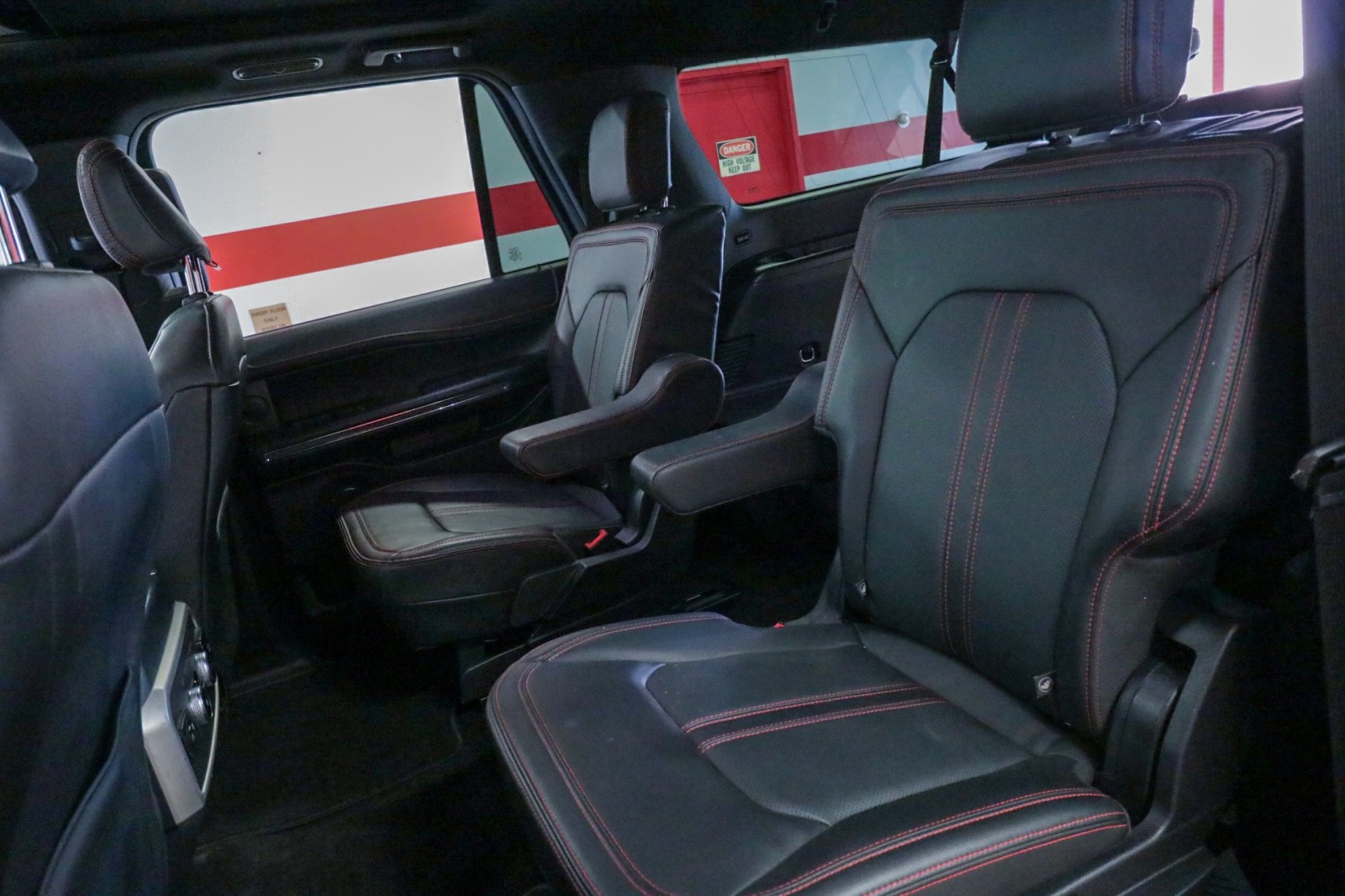 Used Car 2022 Ford Expedition Max  Limited For Sale Under $40,000 In Austin, Texas