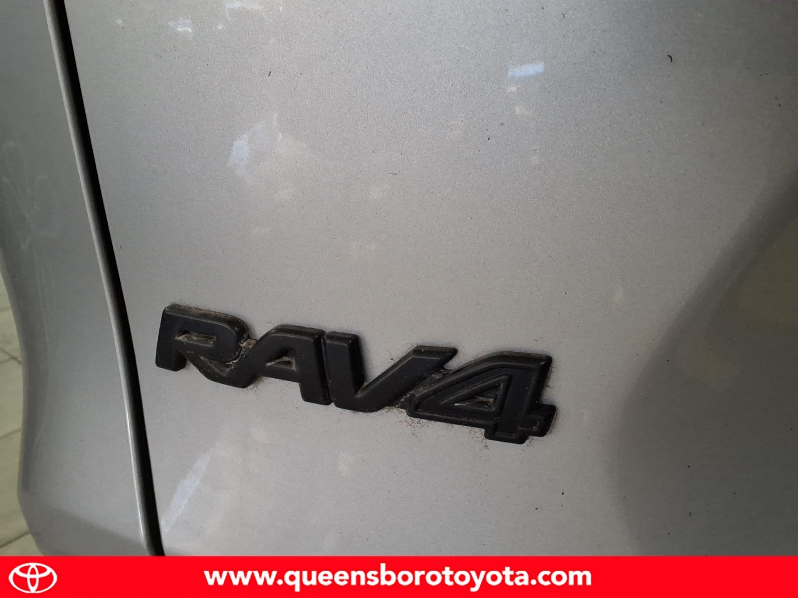 Used 2024 Toyota rav4 Sedan