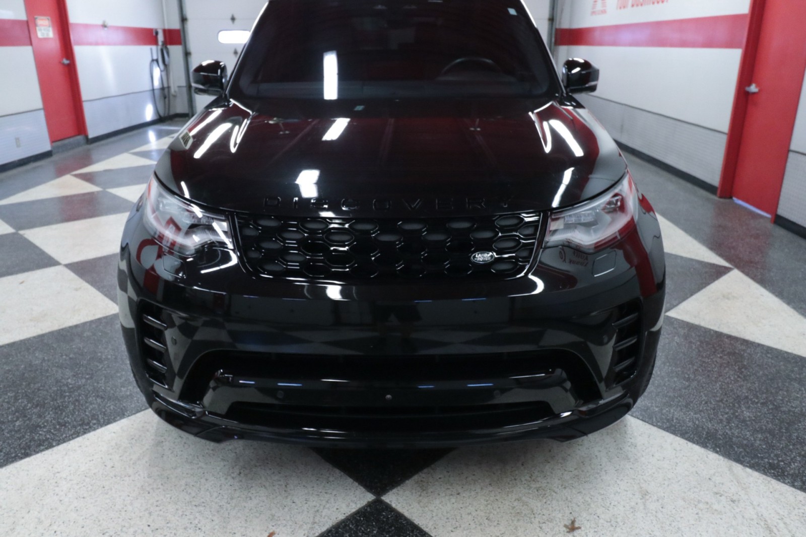 Used Car 2022 Land Rover Discovery  Hse R-dynamic For Sale Under $40,000 In Austin, Texas