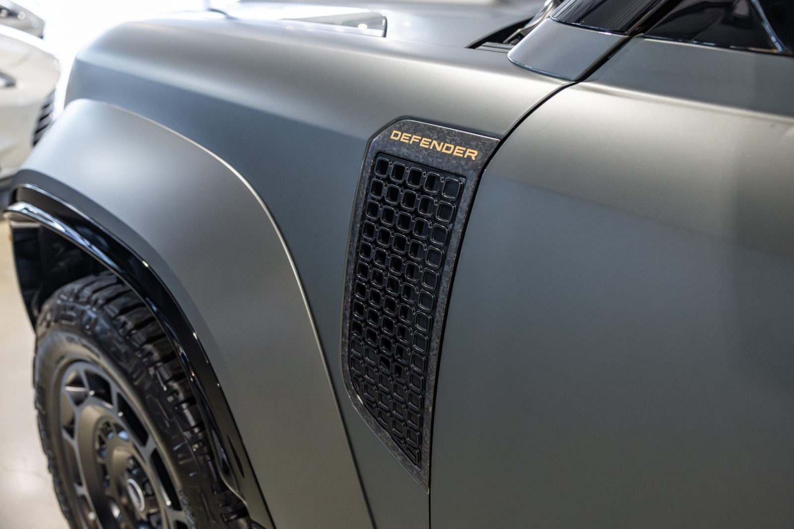 Used Car 2025 Land Rover Defender  Octa Edition One For Sale Under $160,000 In Boerne, Texas
