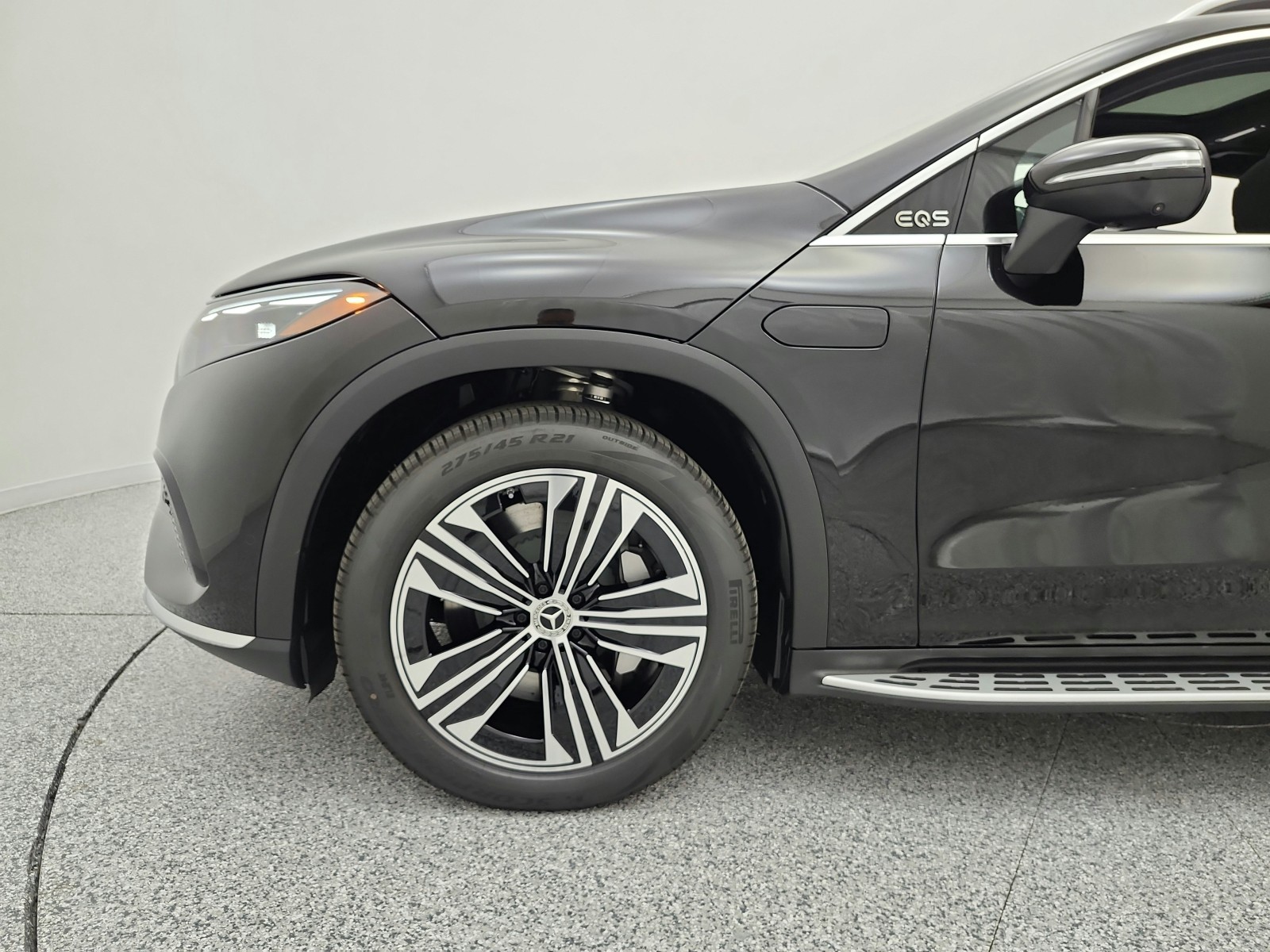 New 2026 Black Mercedes-Benz EQS 400 4MATIC® SUV image 12