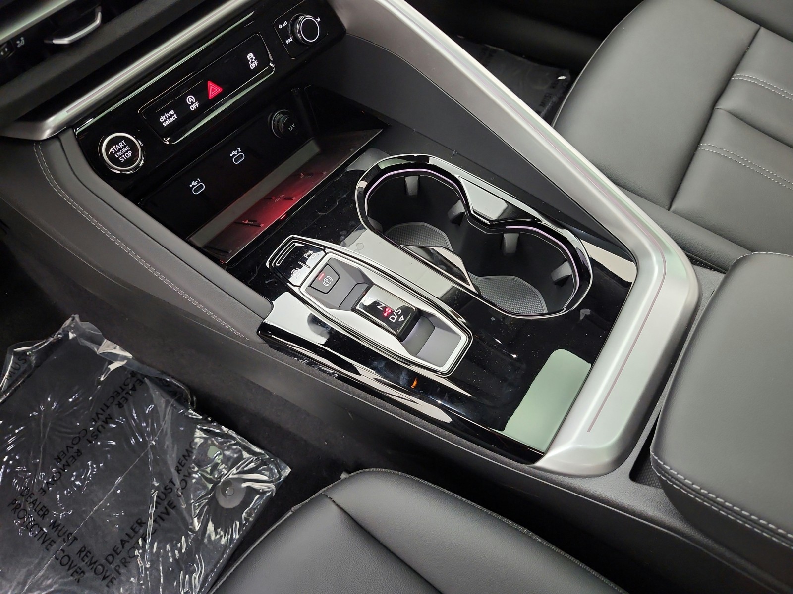New 2026 District Green Metallic Audi Premium 2.0 TFSI quattro image 9
