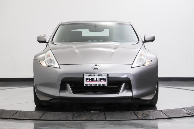 2010 Nissan 370Z Touring 8