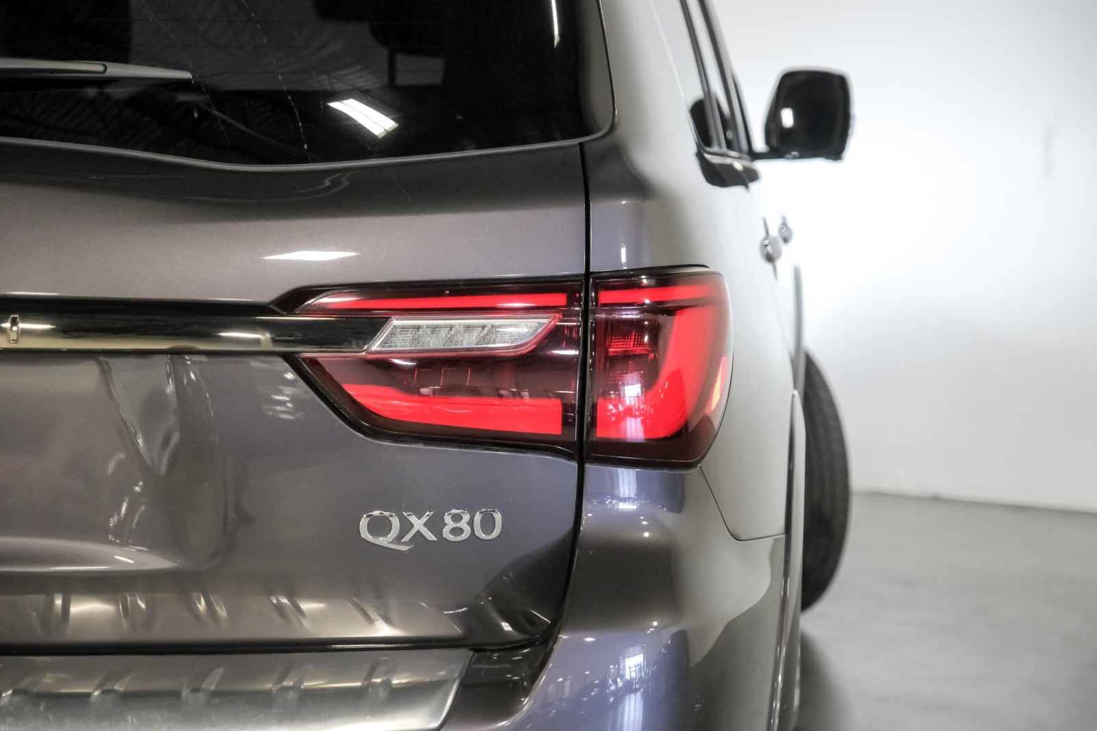 2022 INFINITI QX80 PREMIUM SELECT CargoPkg RoofRails SaharaLthrPkg RadiantLightingP 52