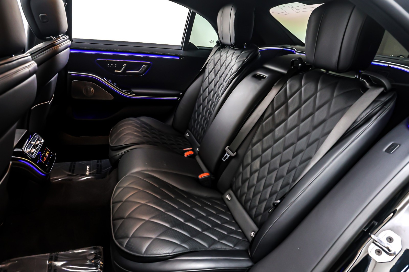 Certified Used 2025 Black Mercedes-Benz S 580 4MATIC® Sedan image 10