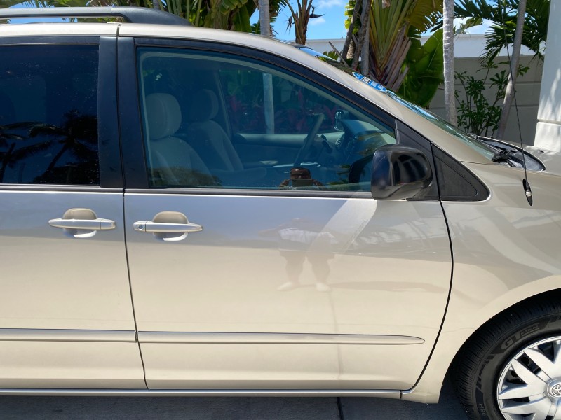 2006 Toyota Sienna VAN LE LOW MILES 78,653 in , 