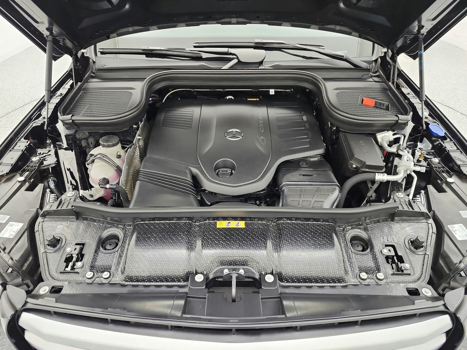 New 2026 Black Mercedes-Benz GLS 450 image 13