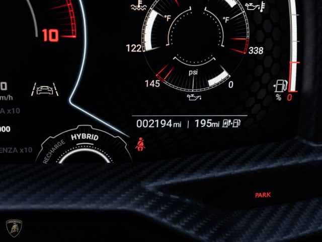 Lamborghini Revuelto