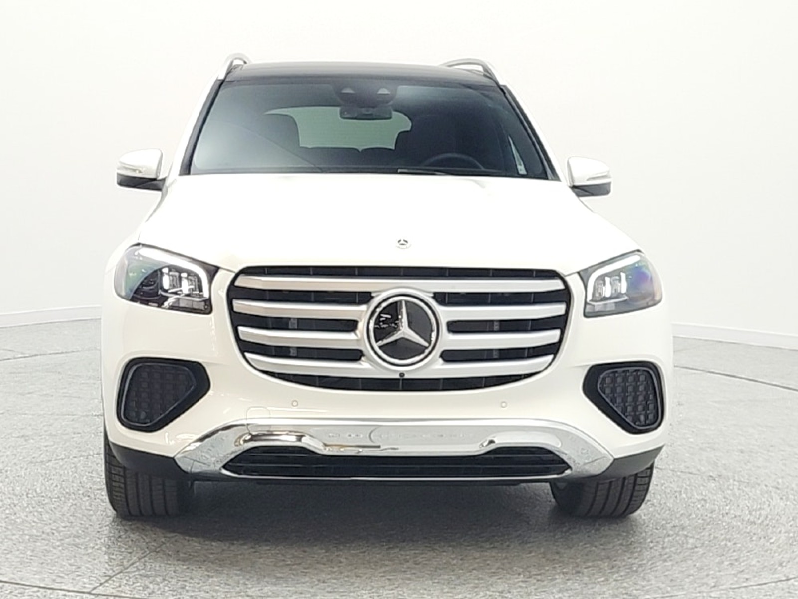 New 2026 Polar White Mercedes-Benz GLS 450 4MATIC® SUV image 2