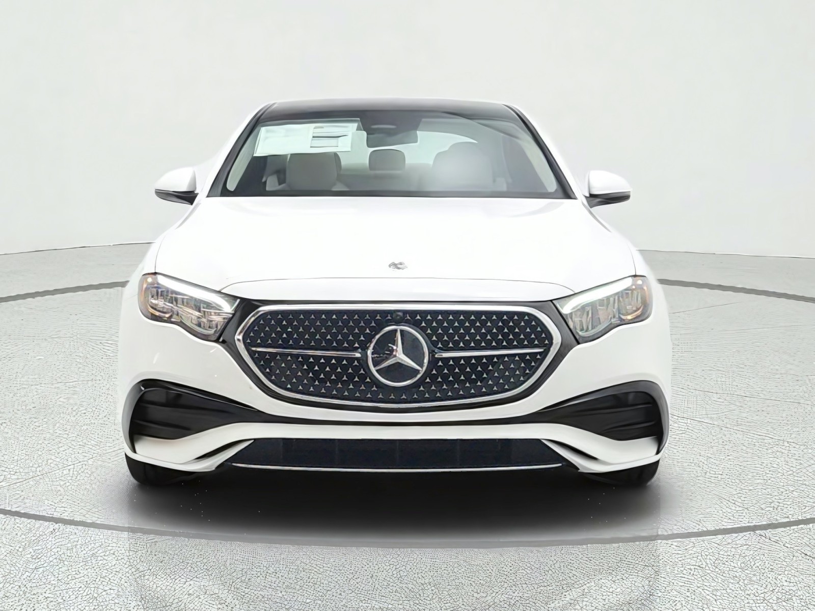 New 2027 Polar White Mercedes-Benz E 350 RWD Sedan image 2