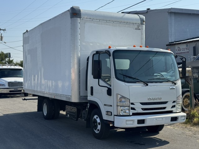 2016  NPR HD 18' Box Truck  in , 