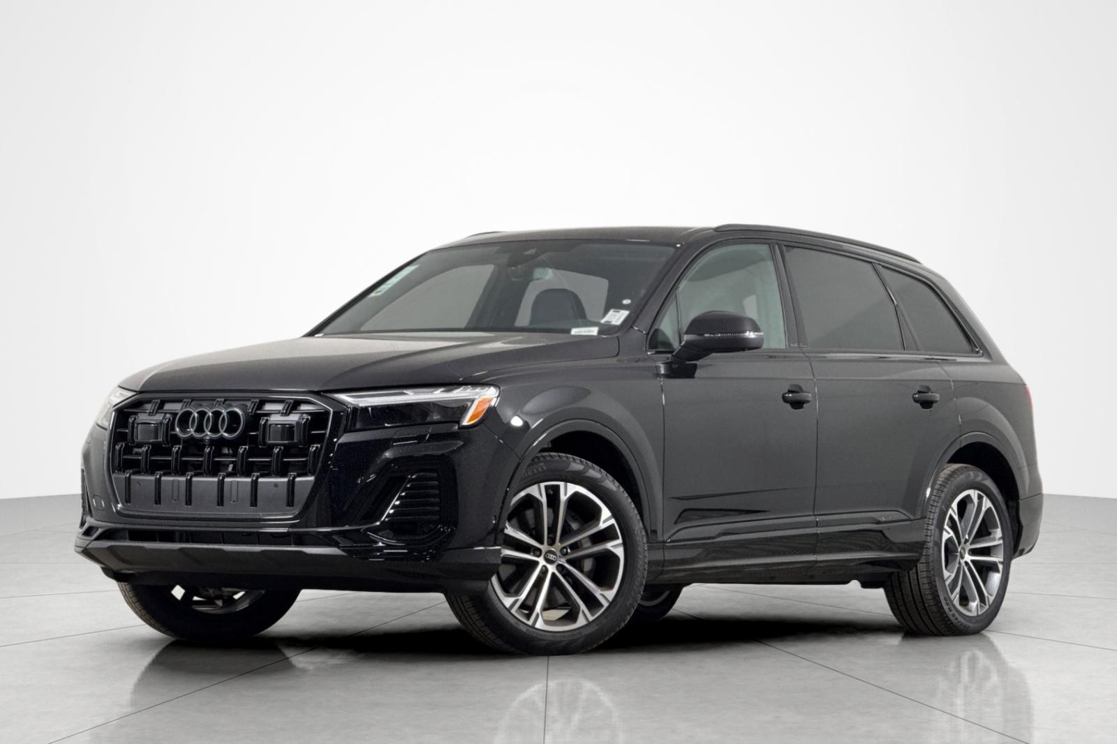 2026 Audi Q7 Premium 45 quattro