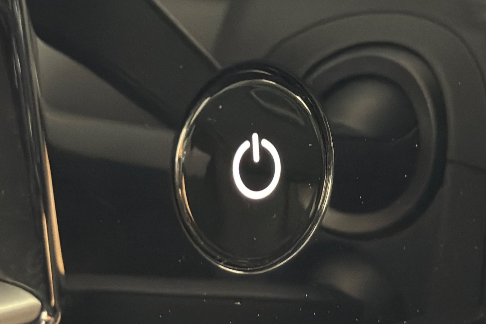 Used 2020 White Porsche Turbo Sedan image 21