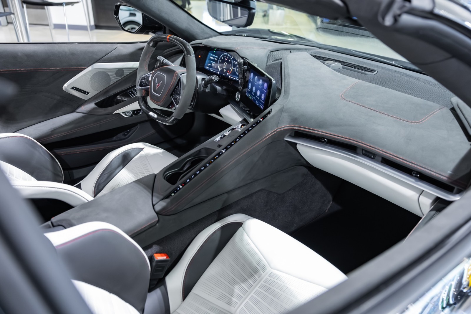 Used Car 2023 Chevrolet Corvette  3lz - 70th Anniversary Edition - Z07 Performance Package - Visible Carbon Aero Package For Sale Under $130,000 In Boerne, Texas