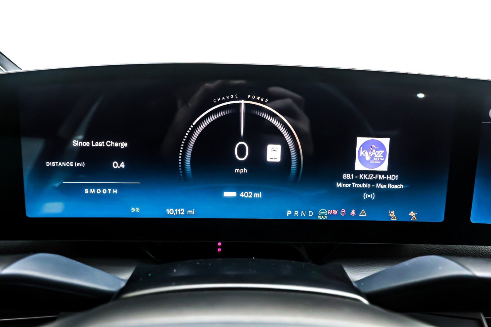 Used 2024 Quantum Grey Metallic Lucid Touring AWD image 19