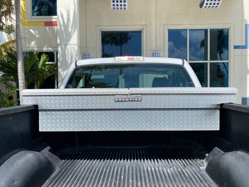 2005 Ford F-150 PU STX LOW MILES 18,931 in , 