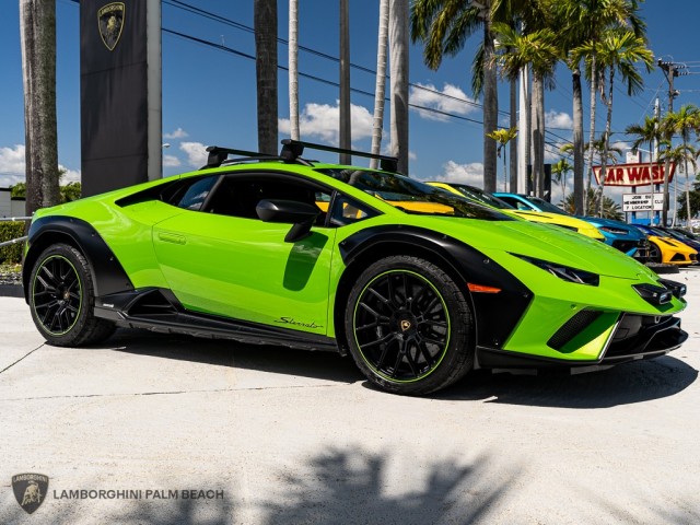 2023 Lamborghini Huracan Sterrato  in , 