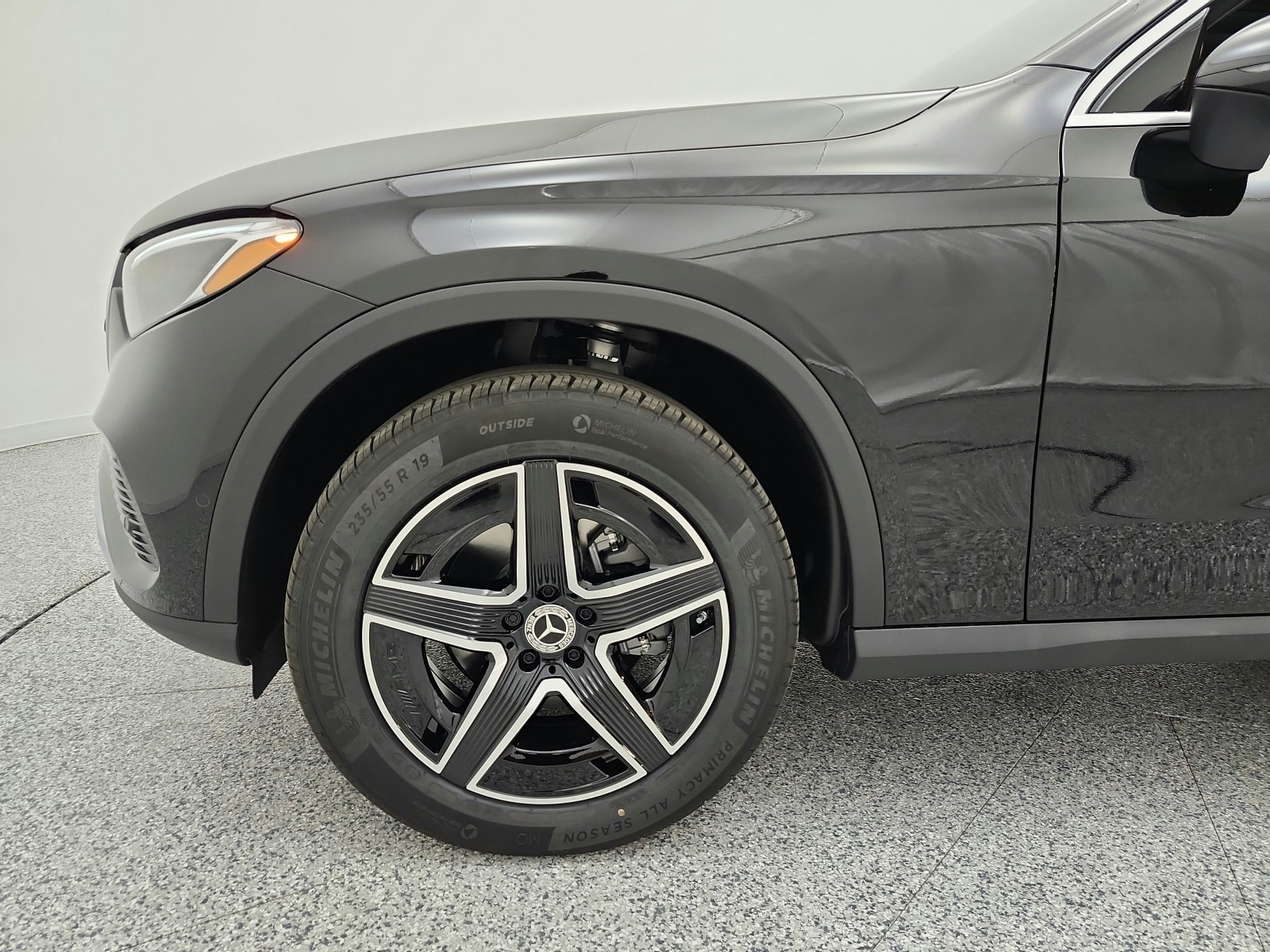 New 2027 Black Mercedes-Benz GLC 300 SUV image 13