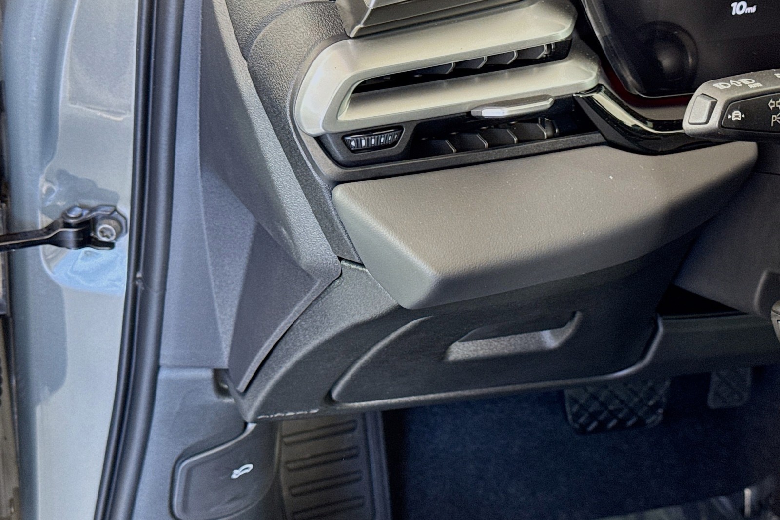 New 2025 Chronos Gray Metallic Audi Premium Plus 2.0 TFSI quattro image 12