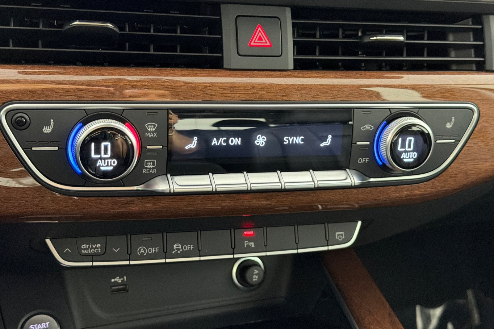 Used 2022 Manhattan Gray Metallic Audi Premium 40 TFSI quattro image 18