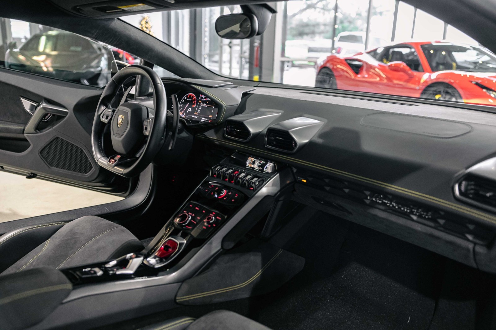 Used Car 2015 Lamborghini Huracan  For Sale Under $220,000 In Boerne, Texas