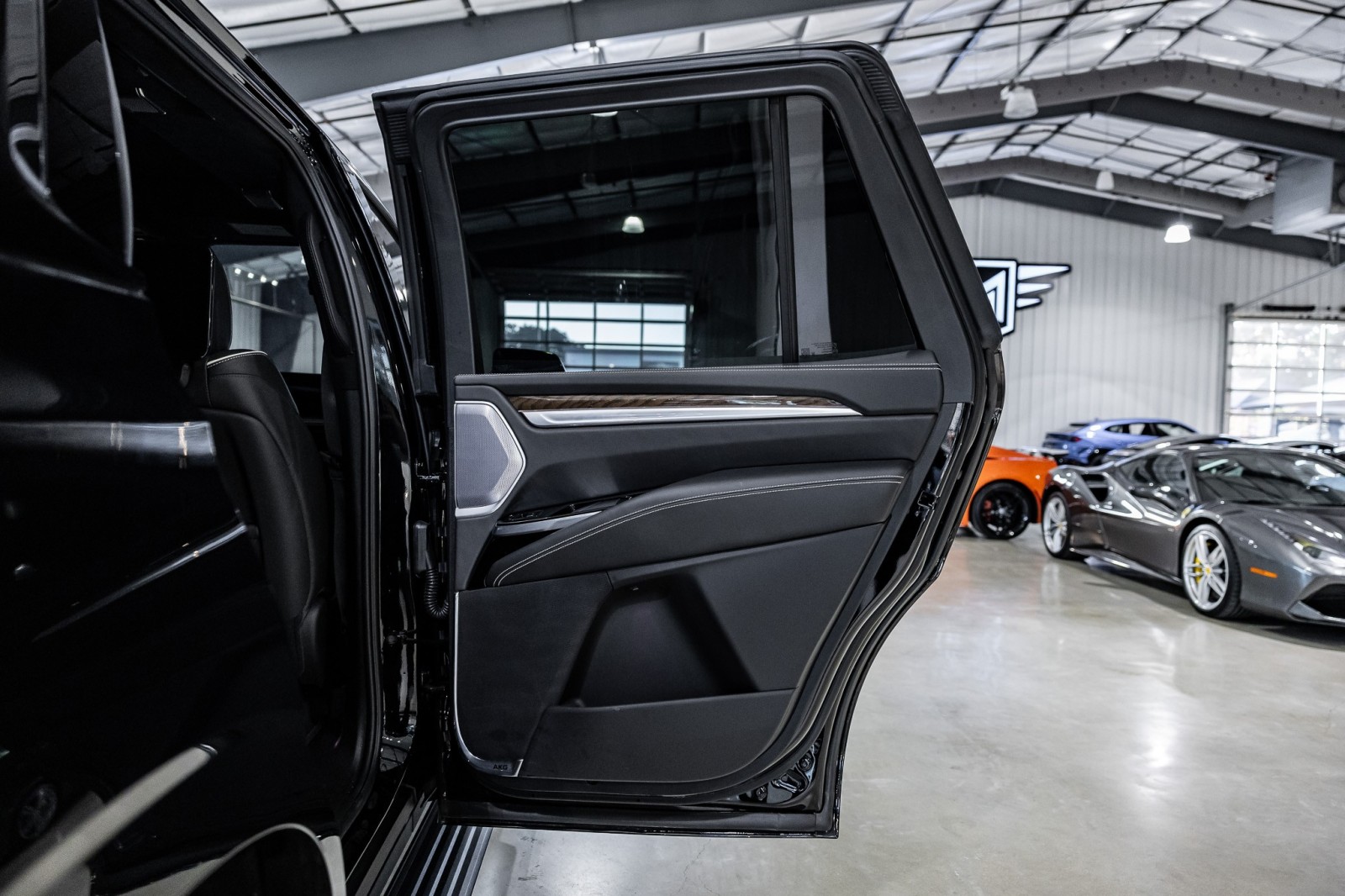 Used Car 2025 Cadillac Escalade  4wd Sport Platinum For Sale Under $130,000 In Boerne, Texas